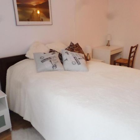 Bed and Breakfast Les Marronniers La Chapelle-sous-Brancion Esterno foto