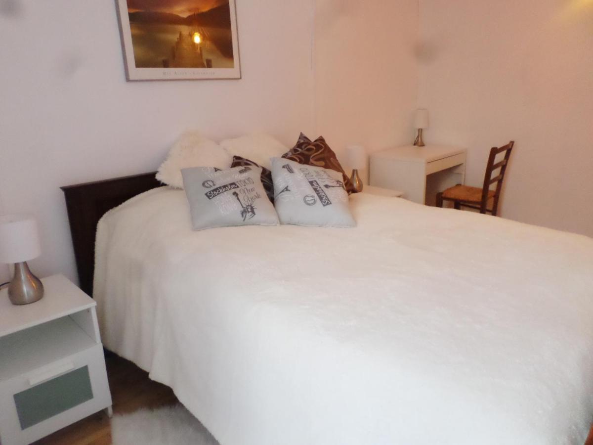 Bed and Breakfast Les Marronniers La Chapelle-sous-Brancion Esterno foto
